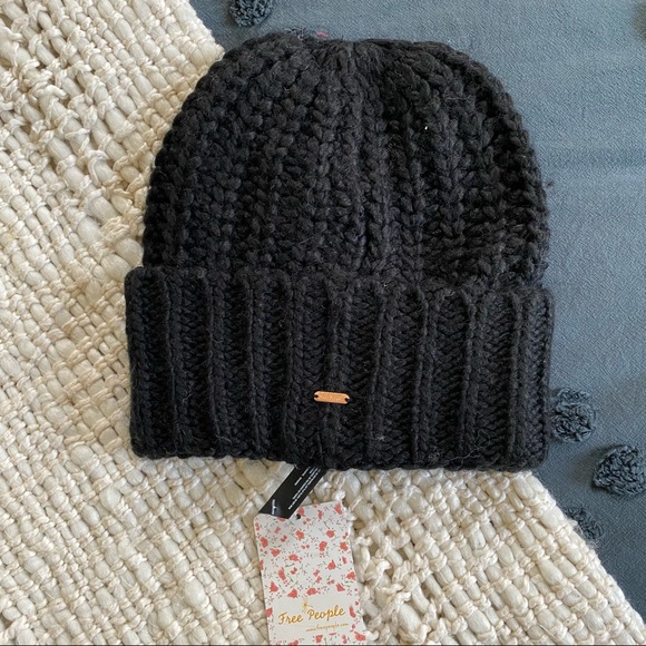Free People “Everything Rosy Beanie” - Picture 4 of 5